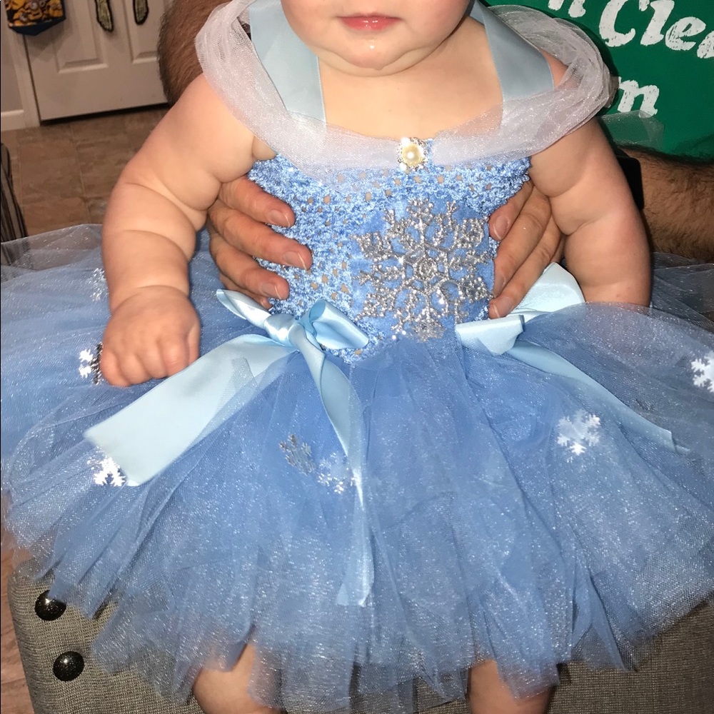 Handmade birthday winter princess pageant OOC dres